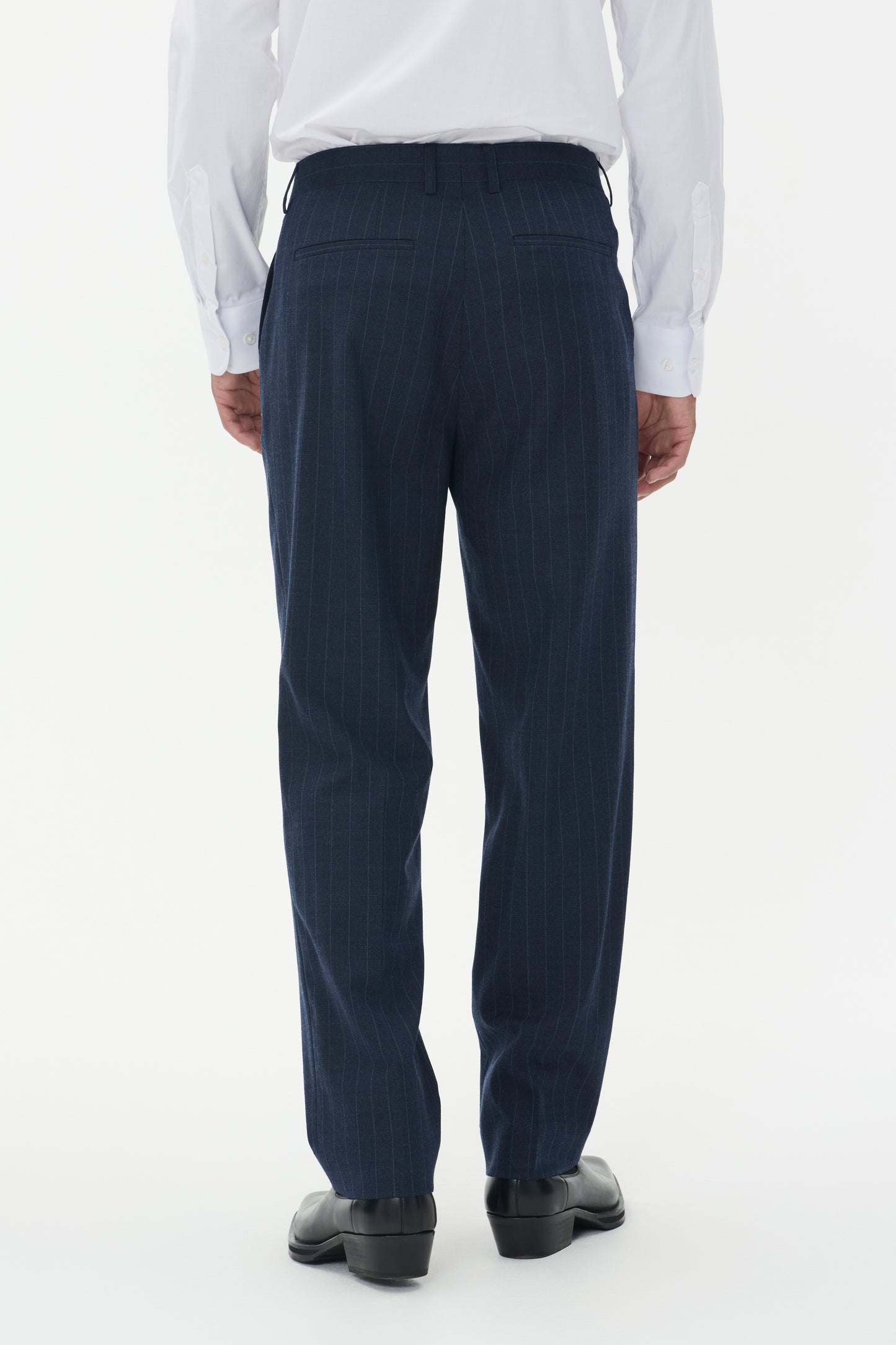 30208845 - MLas - Dark Navy