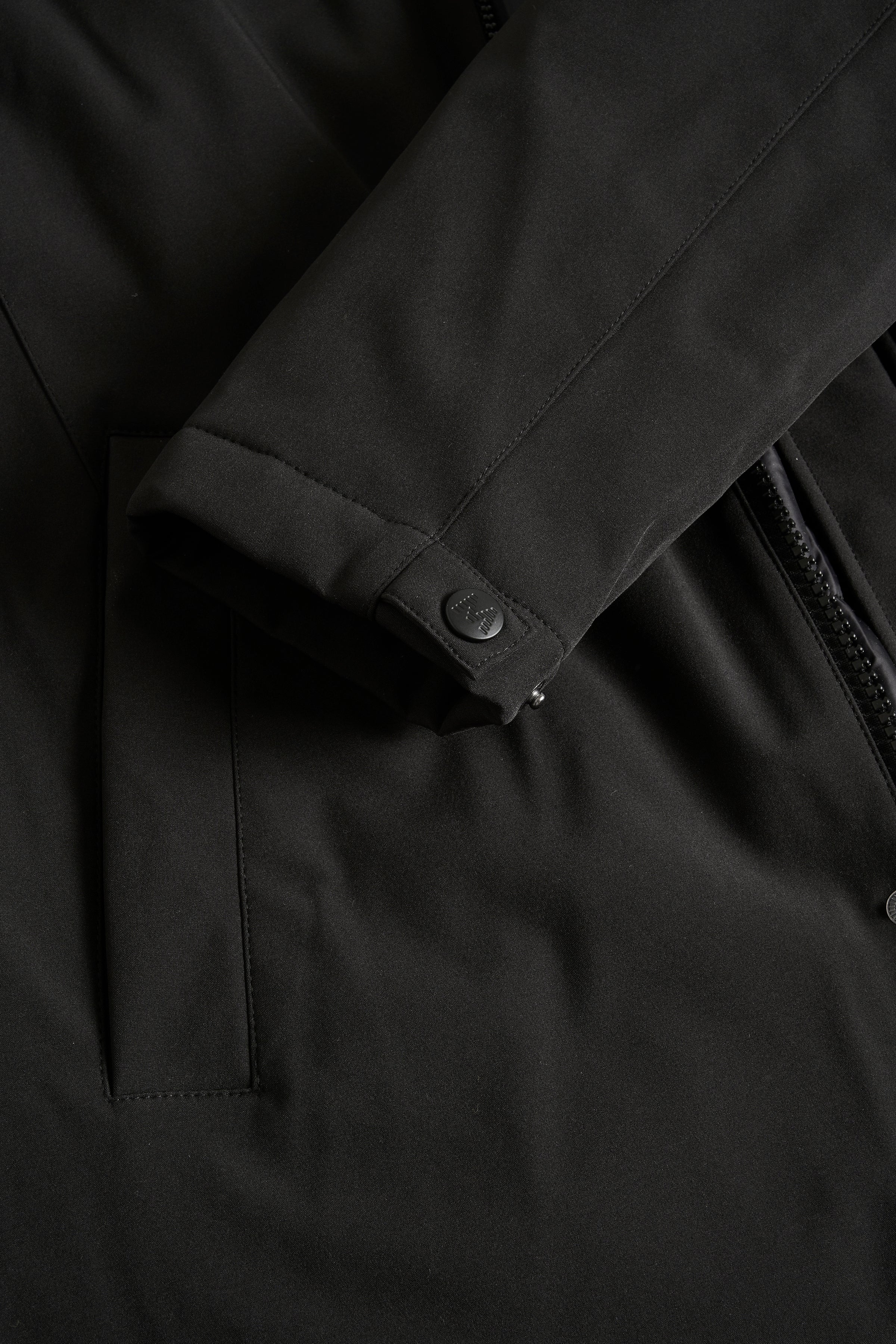 30205571 - MAdeston N - Black