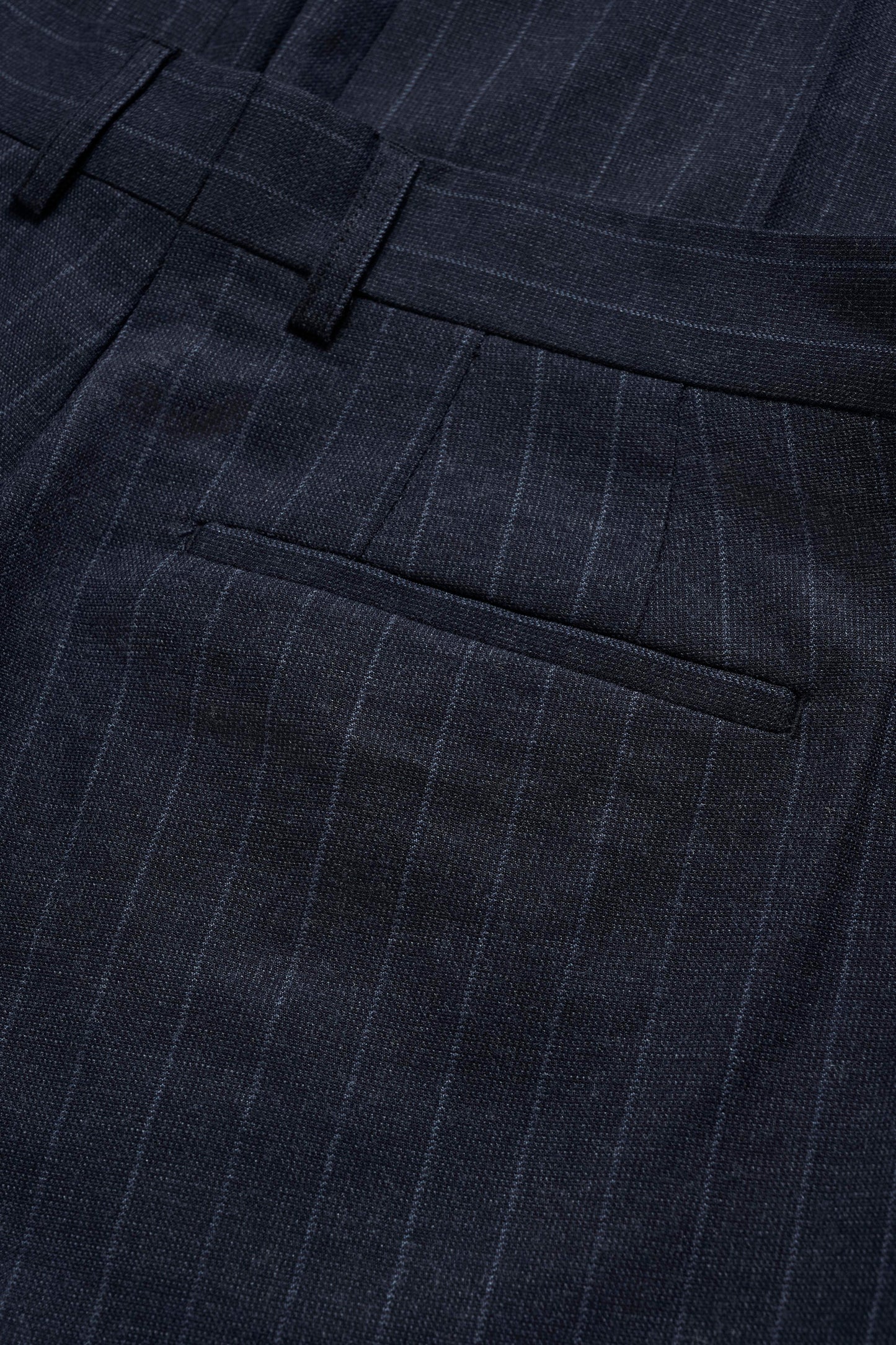 30208845 - MLas - Dark Navy