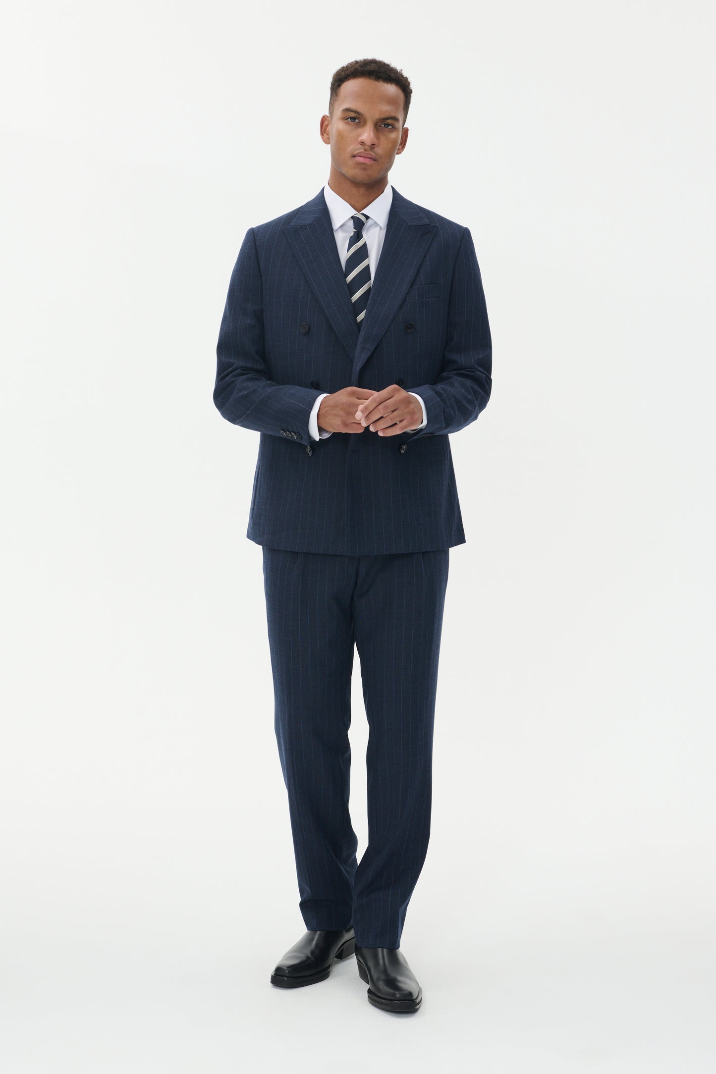 30208845 - MLas - Dark Navy