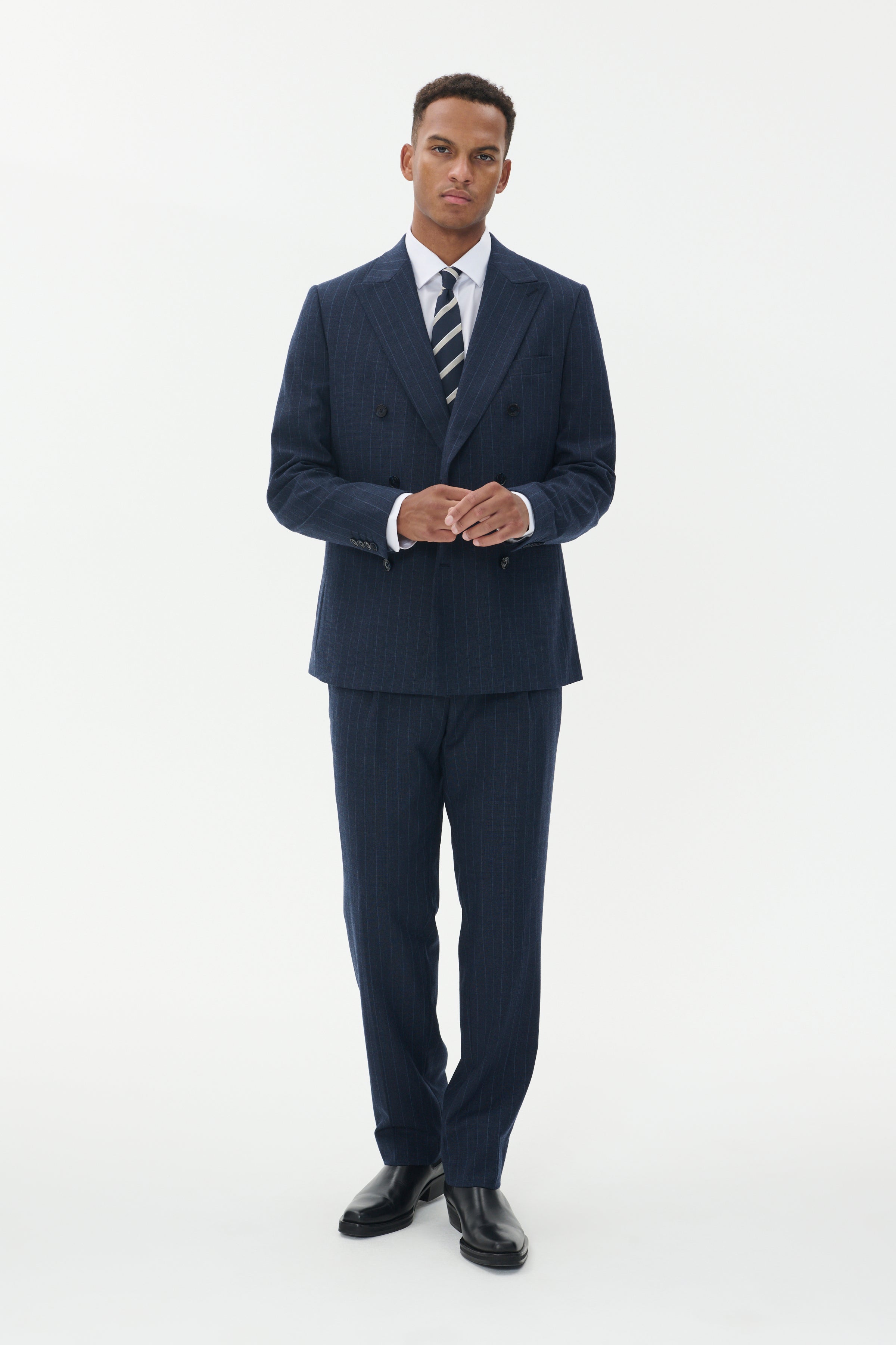 30208845 - MLas - Dark Navy