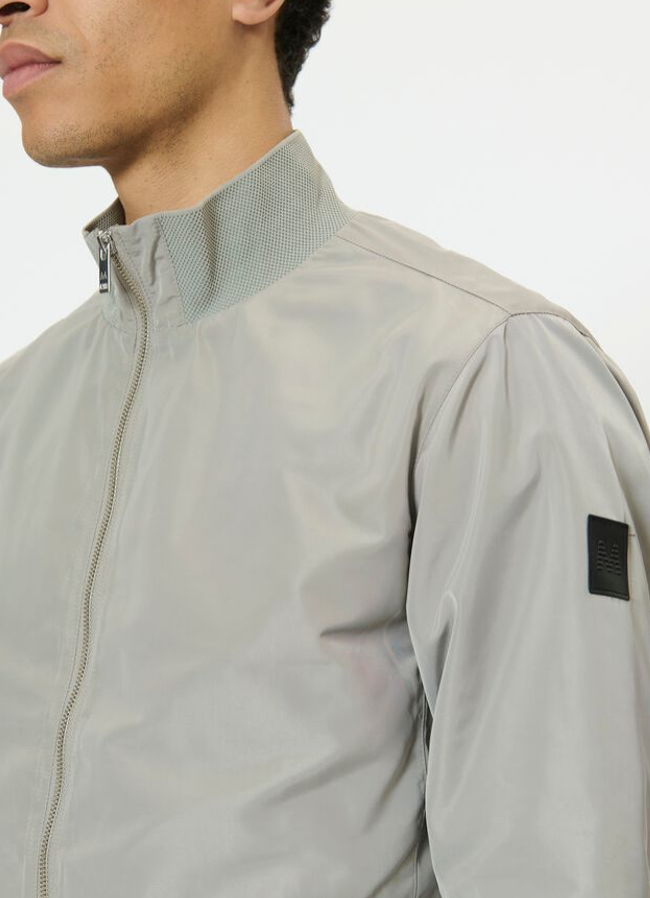 MAhardron N Outerwear