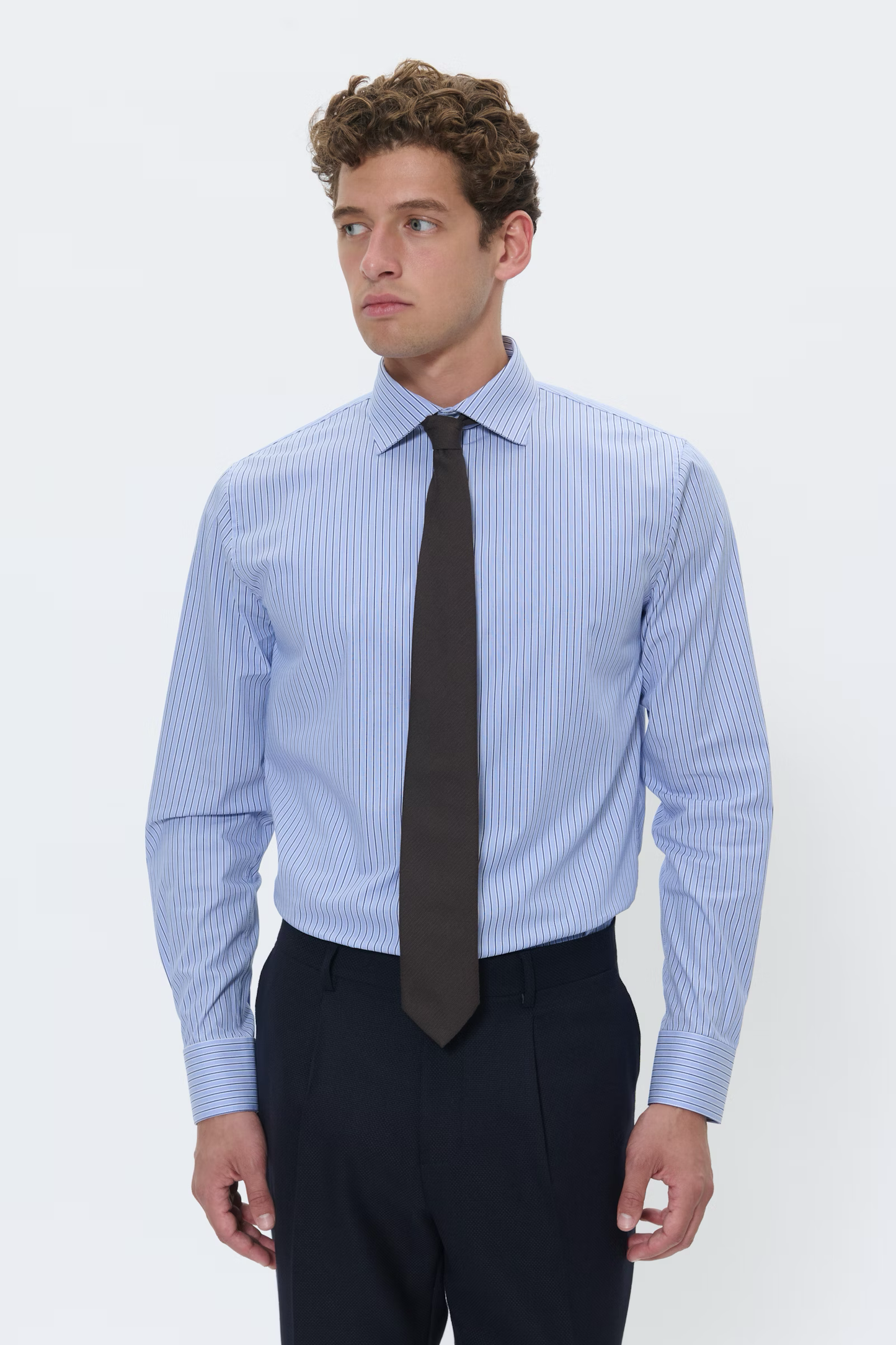 30208525 MAmarc N - Allure