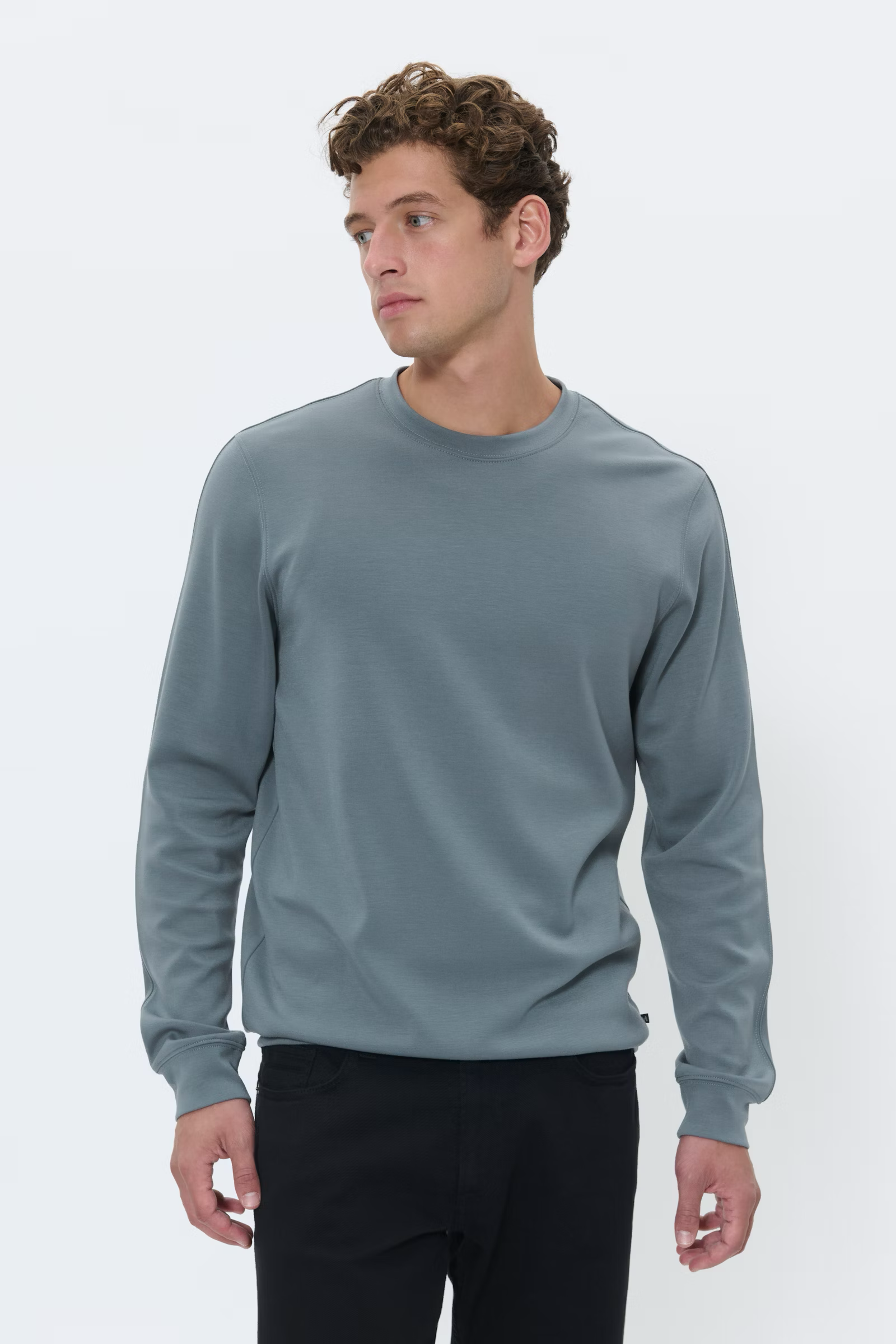 30206535 MAharry Crew